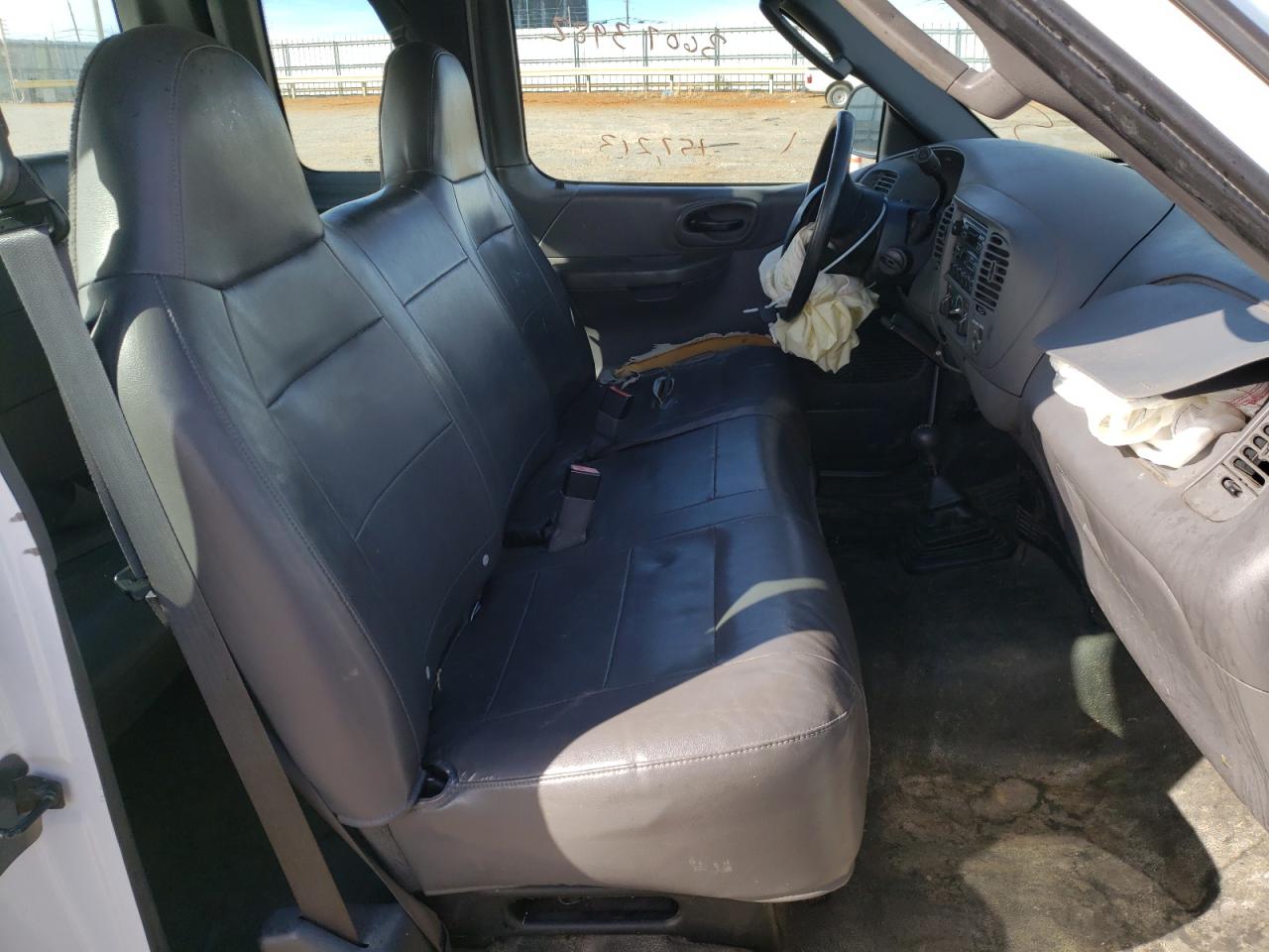 Photo 5 from auction – 2004 FORD F-150 HERI with VIN 2FTRX18W94CA89700