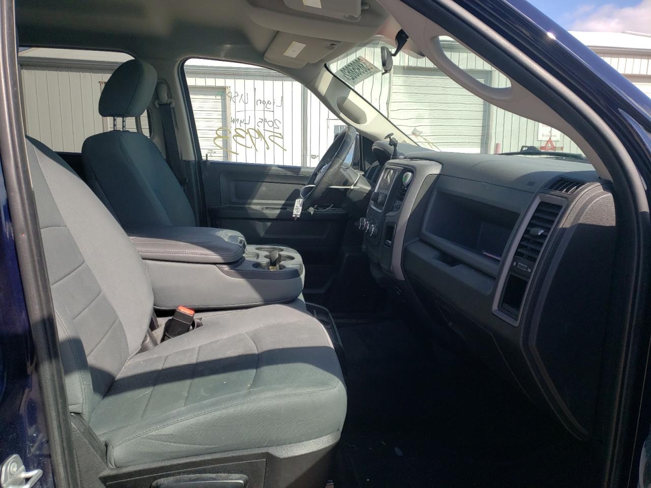 Photo 5 from auction – 2017 RAM 1500 ST with VIN 1C6RR7KG3HS764223