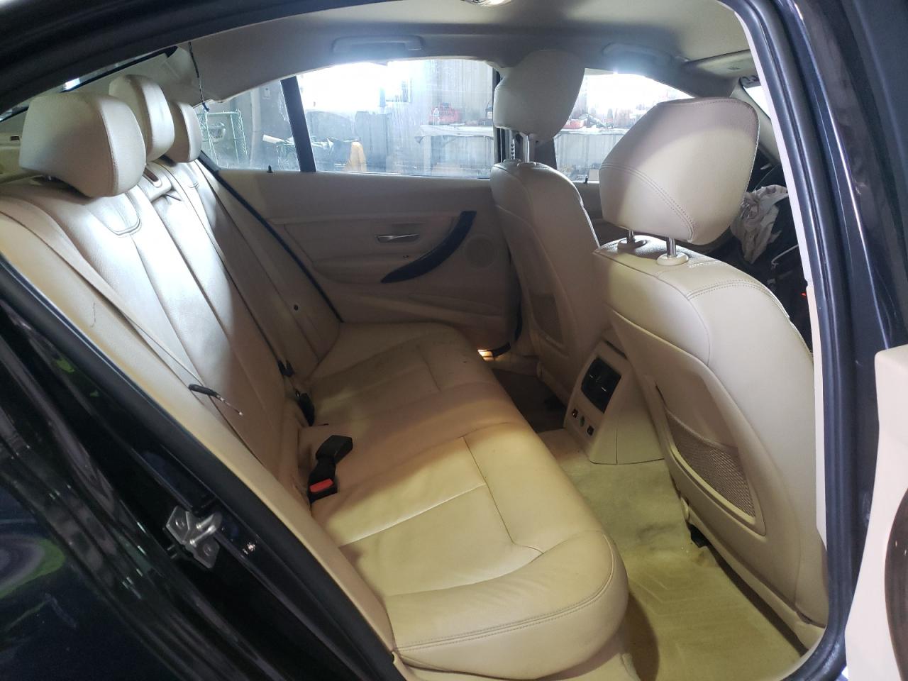 Photo 6 from auction – 2013 BMW 328 XI SUL with VIN WBA3B5C50DF597338