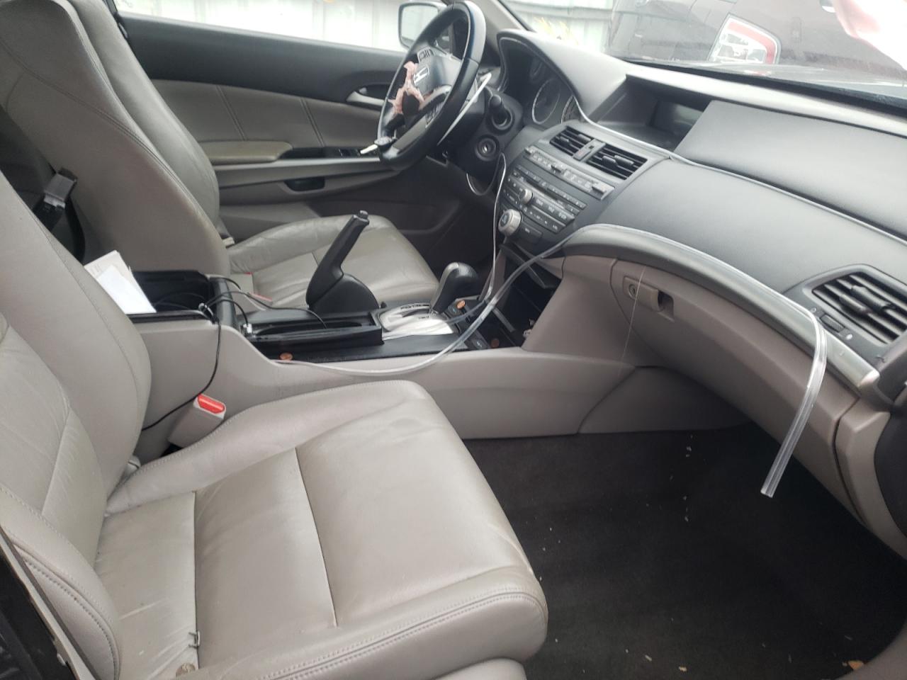 Photo 5 from auction – 2010 HONDA ACCORD EXL with VIN 1HGCP2F82AA132286