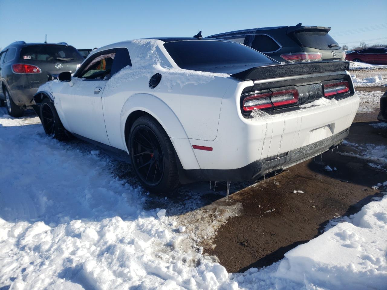Photo 3 from auction – 2018 DODGE CHALLENGER with VIN 2C3CDZC90JH144598