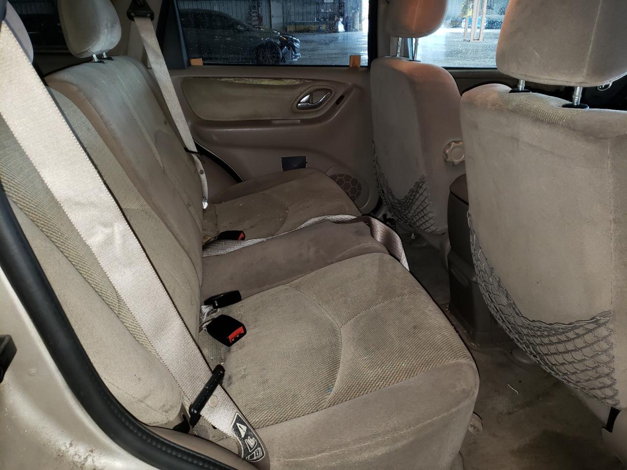Photo 6 from auction – 2002 MAZDA TRIBUTE LX with VIN 4F2YU09152KM00520