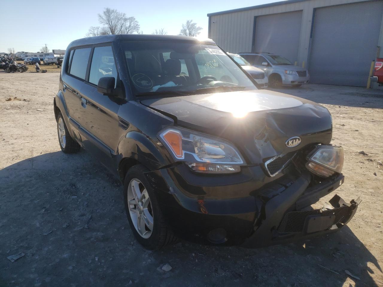 KIA SOUL 2011 con VIN KNDJT2A28B7294460 - Foto de la subasta