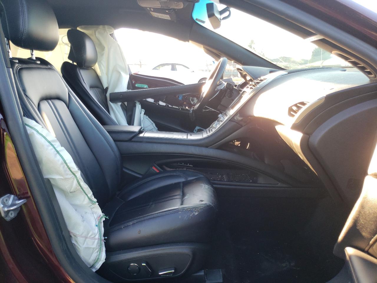 Photo 5 from auction – 2018 LINCOLN MKZ PREMIE with VIN 3LN6L5A98JR628154
