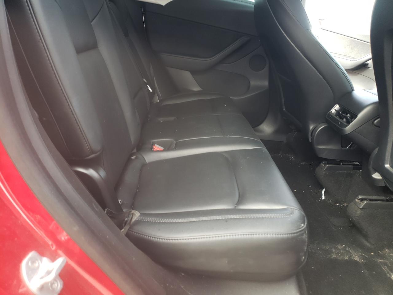 Photo 6 from auction – 2020 TESLA MODEL Y with VIN 5YJYGDEE6LF044004