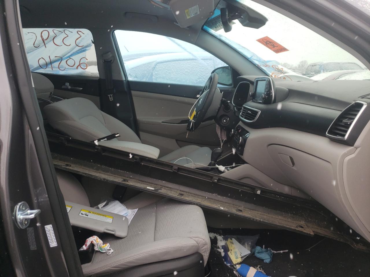Photo 5 from auction – 2021 HYUNDAI TUCSON SE with VIN KM8J2CA41MU362074