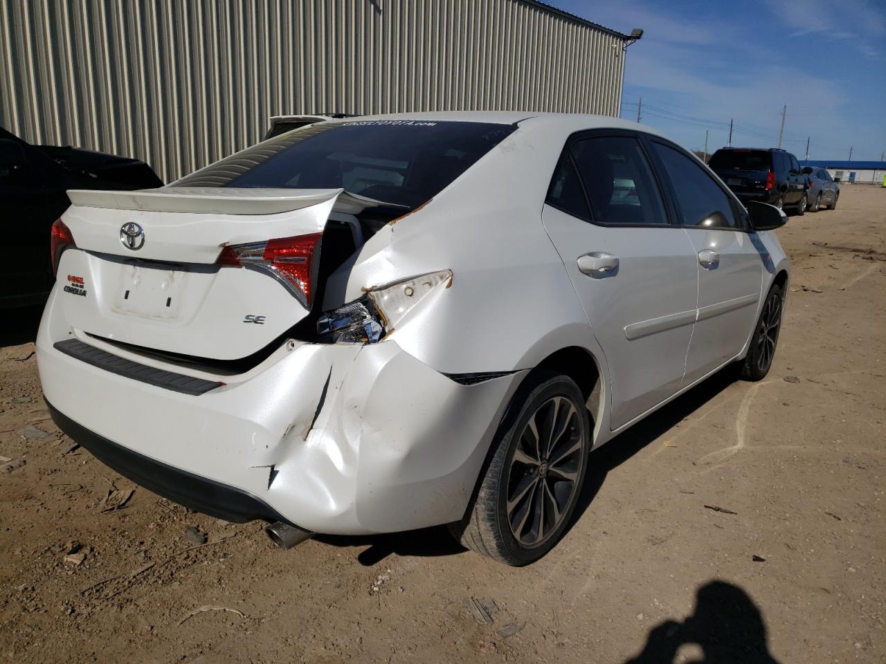 Photo 4 from auction – 2017 TOYOTA COROLLA L with VIN 5YFBURHE5HP672350