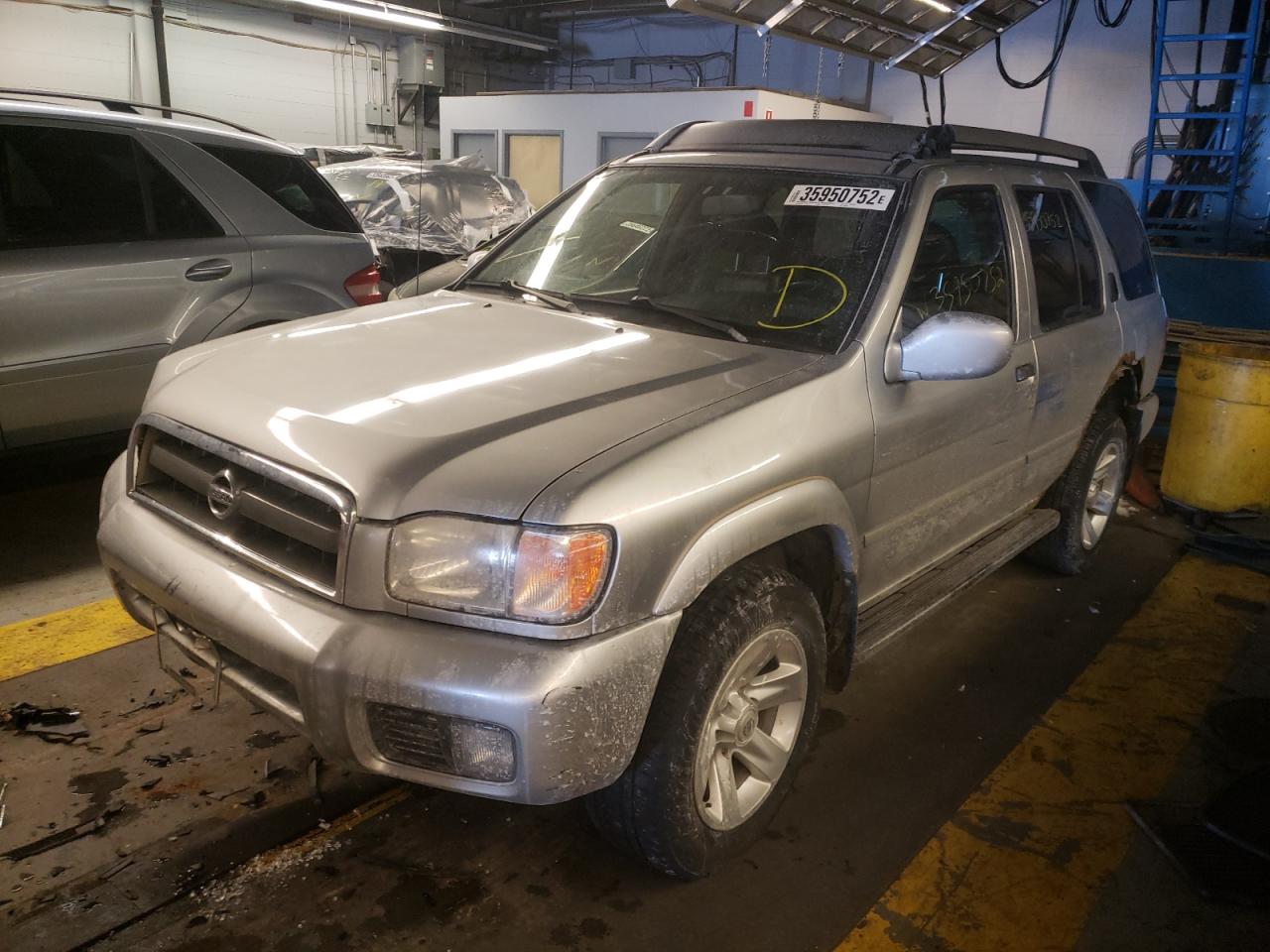 Photo 2 from auction – 2003 NISSAN PATHFINDER with VIN JN8DR09Y33W802483