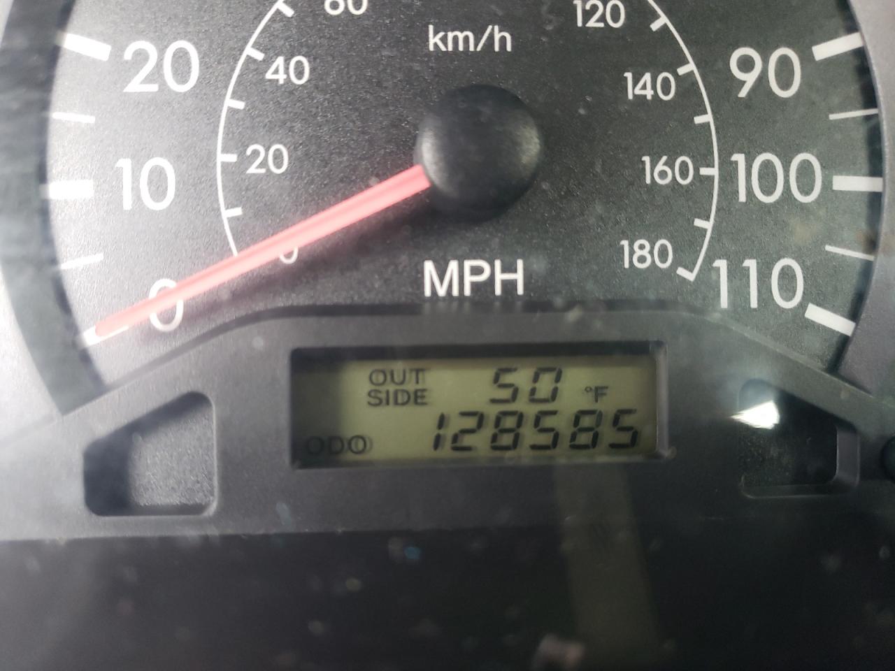 Photo 8 from auction – 2005 TOYOTA COROLLA CE with VIN JTDBR32E250053279