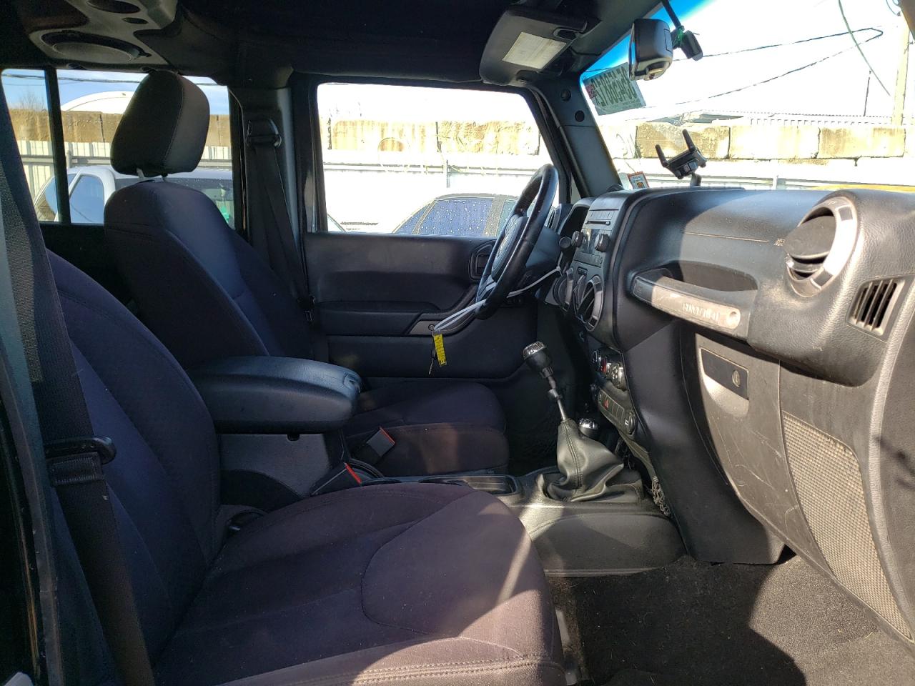 Photo 5 from auction – 2013 JEEP WRANGLER U with VIN 1C4HJWDG2DL701721