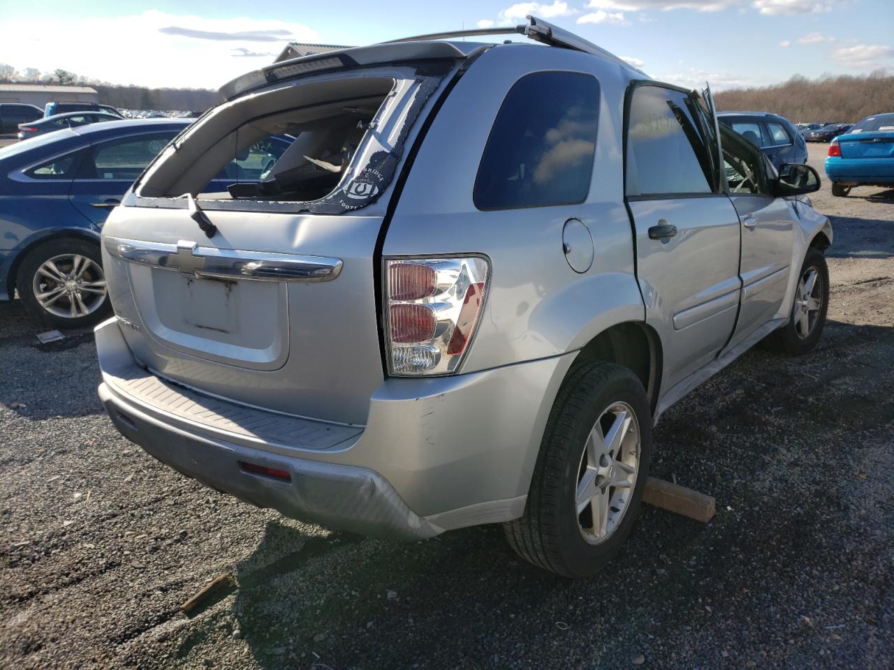Photo 4 from auction – 2005 CHEVROLET EQUINOX LT with VIN 2CNDL63F656123016