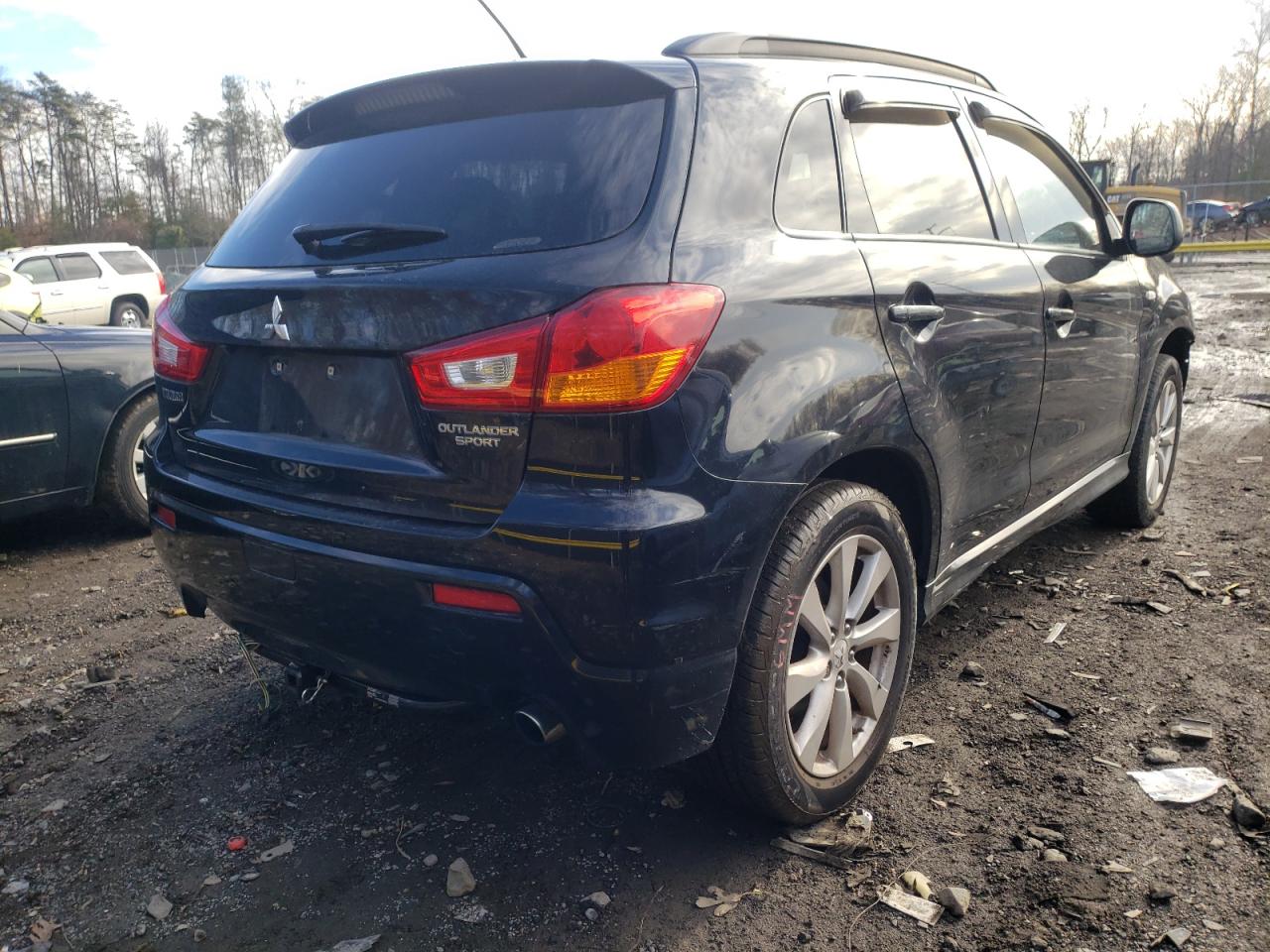 Photo 4 from auction – 2012 MITSUBISHI OUTLANDER with VIN JA4AR4AU4CZ005540