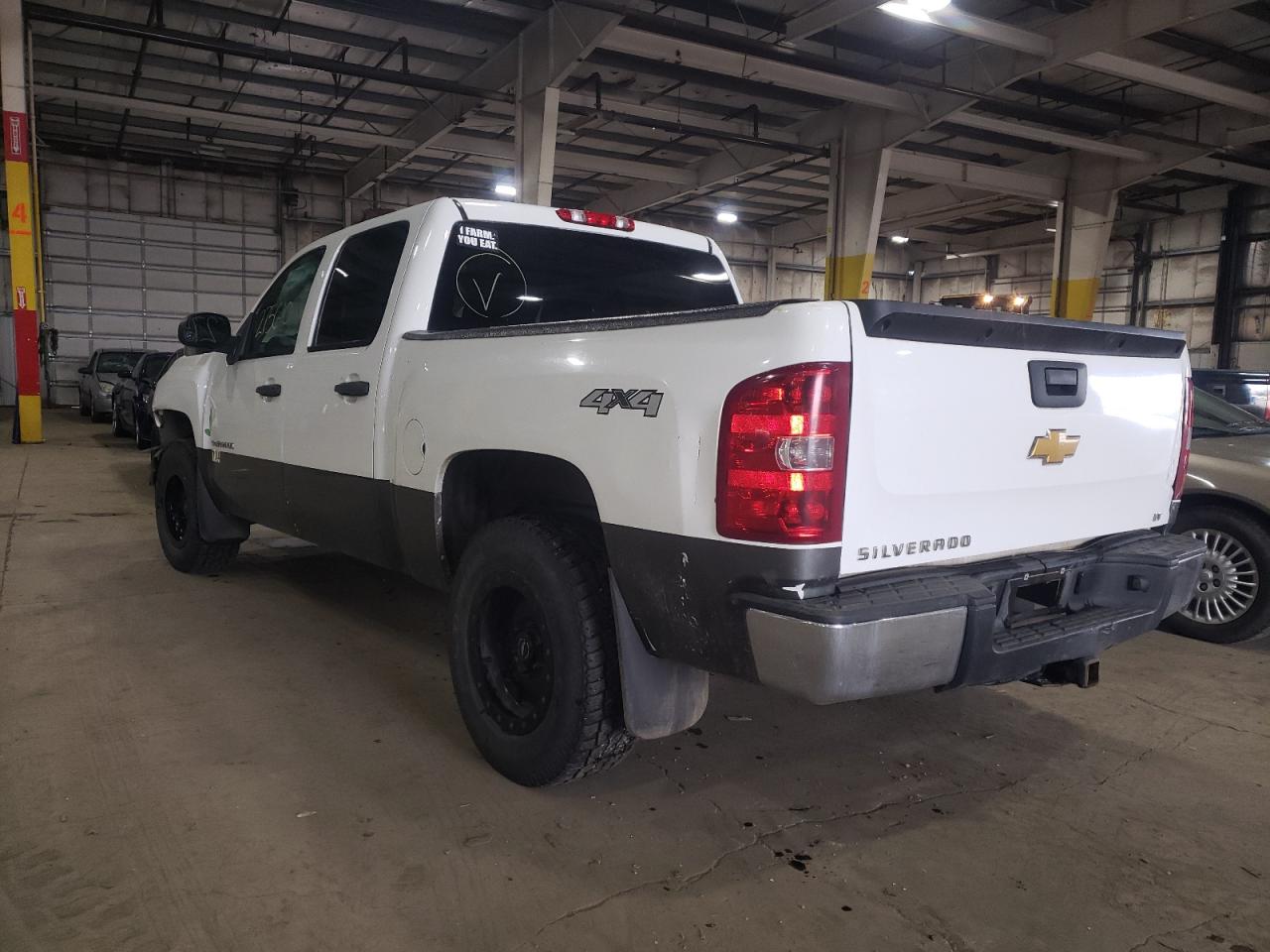 Photo 3 from auction – 2013 CHEVROLET SILVERADO with VIN 3GCPKSE74DG129046