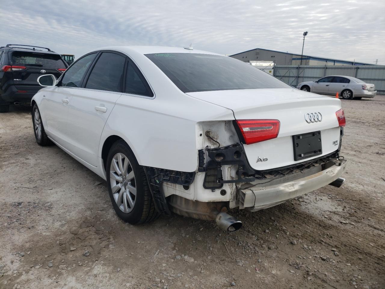 Foto 3 de la subasta – 2012 AUDI A6 PREMIUM con VIN WAUGGAFCXCN167424