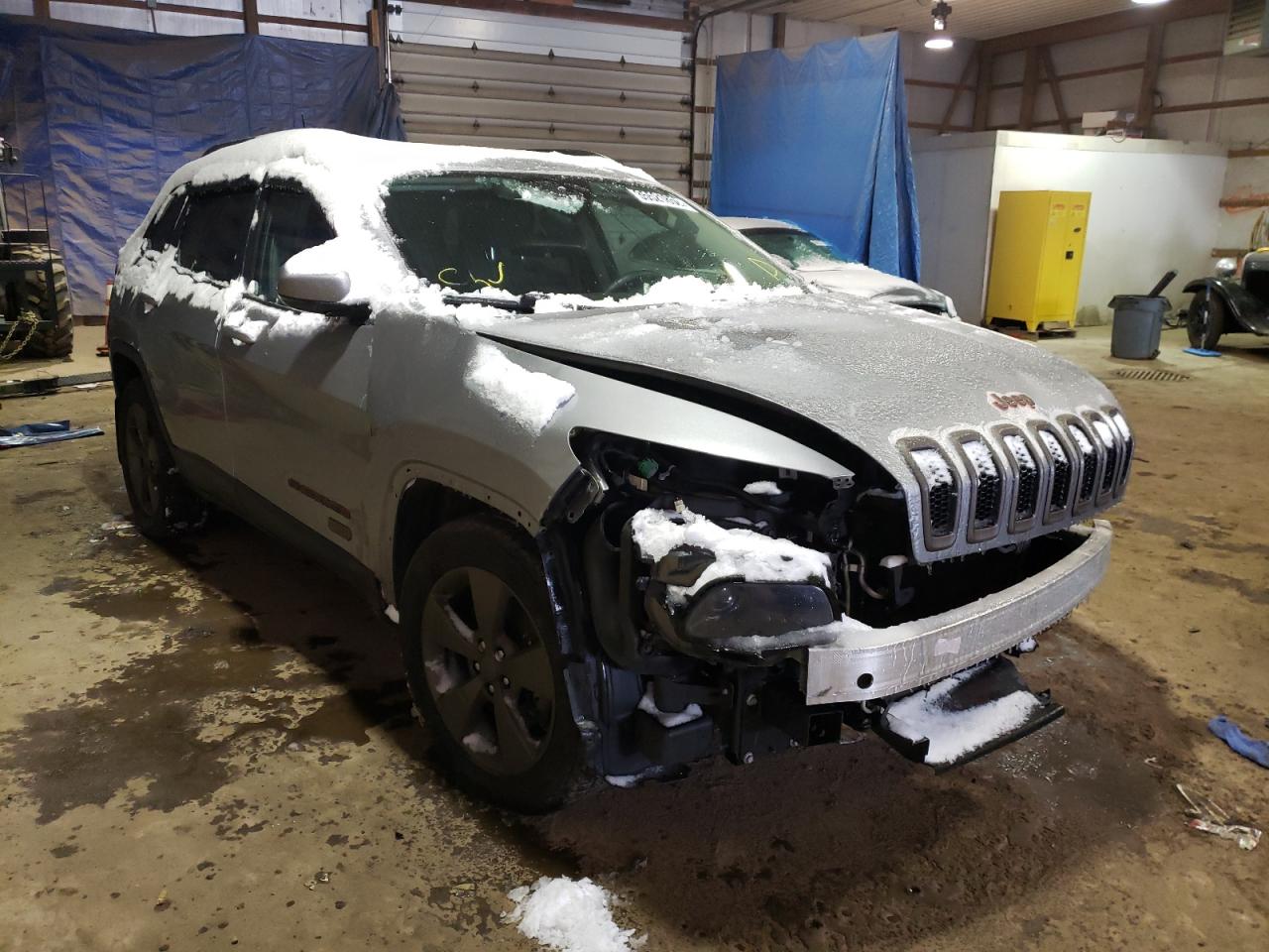 JEEP CHEROKEE L 2016 with VIN 1C4PJMCS1GW378934 - Photo from auction