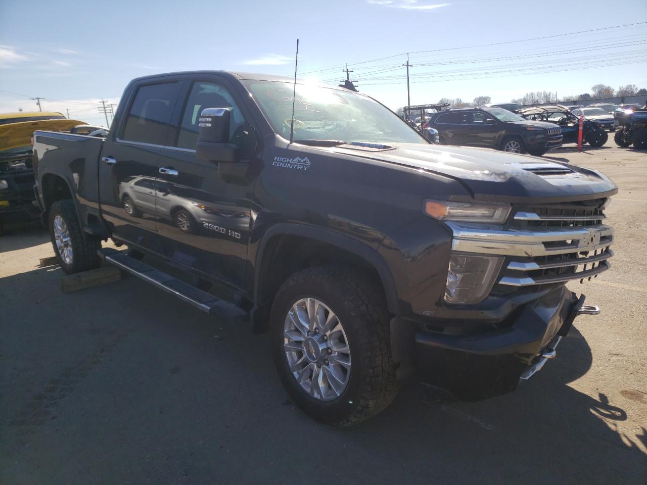 Photo 1 from auction – 2021 CHEVROLET SILVERADO with VIN 1GC4YREY3MF216361