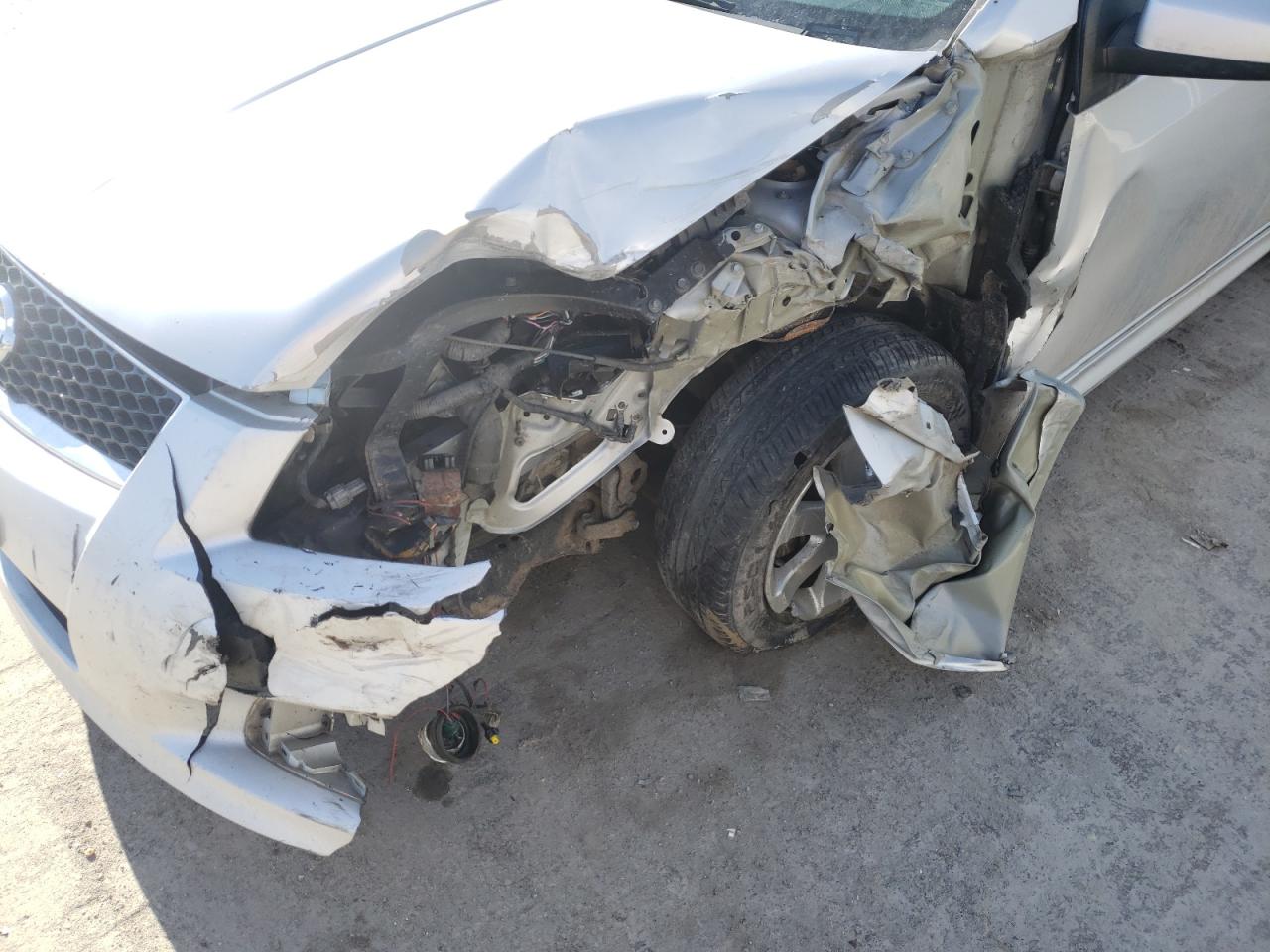 Zdjęcie 9 z aukcji – 2011 NISSAN SENTRA 2.0 z VIN 3N1AB6AP1BL628722