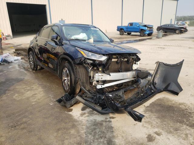 TOYOTA HIGHLANDER 2021 with VIN 5TDGZRAH0MS052728 - Photo from auction