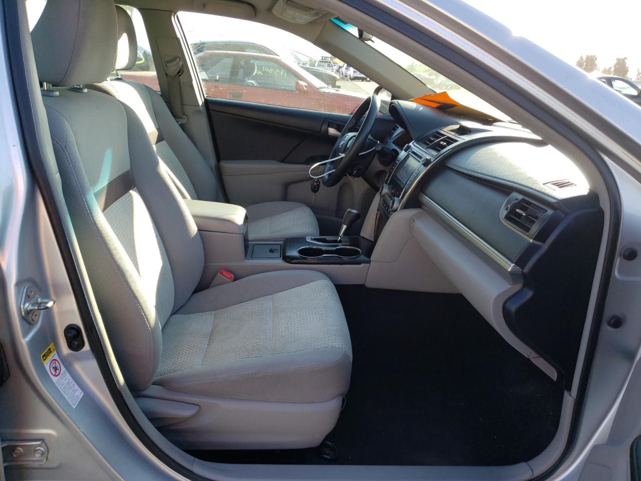 Photo 5 from auction – 2014 TOYOTA CAMRY L with VIN 4T1BF1FKXEU398044