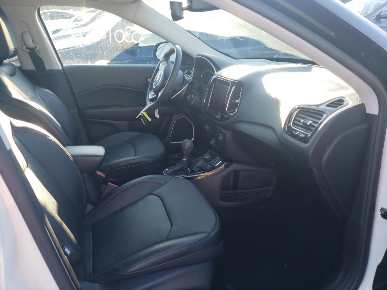 Photo 5 from auction – 2021 JEEP COMPASS LI with VIN 3C4NJDCB9MT551463