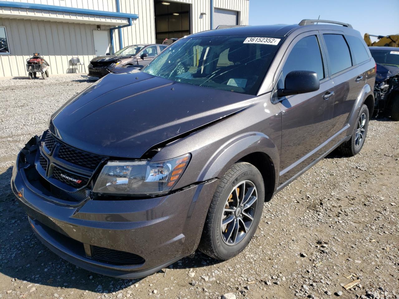 Photo 2 from auction – 2018 DODGE JOURNEY SE with VIN 3C4PDCAB7JT196429