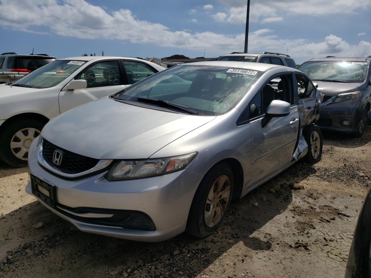 Photo 2 from auction – 2013 HONDA CIVIC LX with VIN 2HGFB2F59DH587966