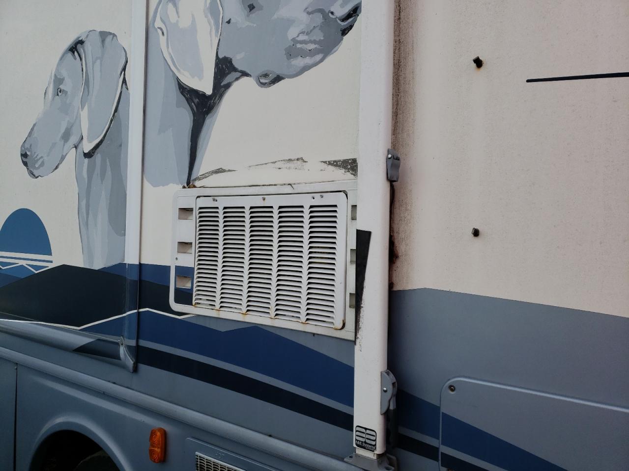 Zdjęcie 9 z aukcji – 2002 FLEETWOOD RV z VIN 5B4MP67GX23347135