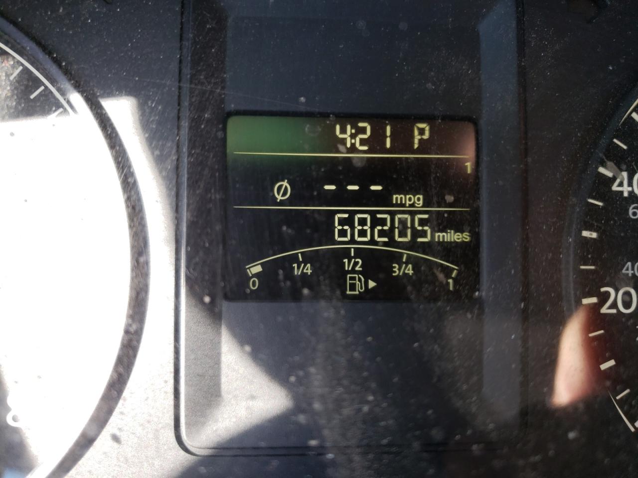 Photo 8 from auction – 2014 VOLKSWAGEN JETTA BASE with VIN 3VW2K7AJ4EM441831