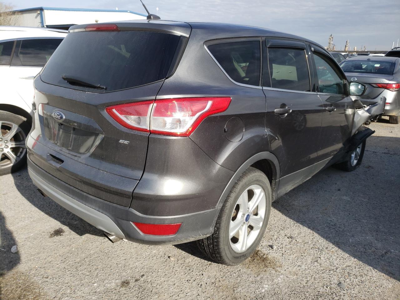Photo 4 from auction – 2015 FORD ESCAPE SE with VIN 1FMCU0G77FUB36286