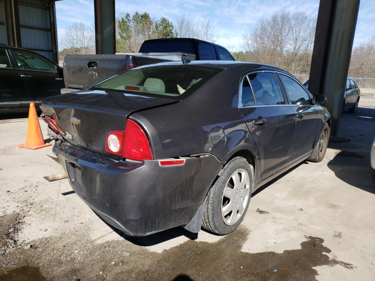 Photo 4 from auction – 2011 CHEVROLET MALIBU LS with VIN 1G1ZB5E13BF172676