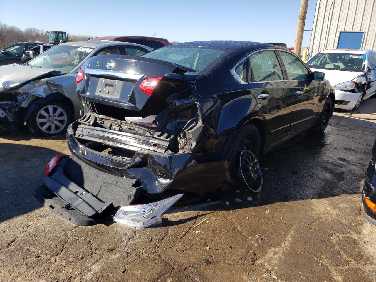 Photo 4 from auction – 2016 NISSAN ALTIMA 2.5 with VIN 1N4AL3AP6GC120439