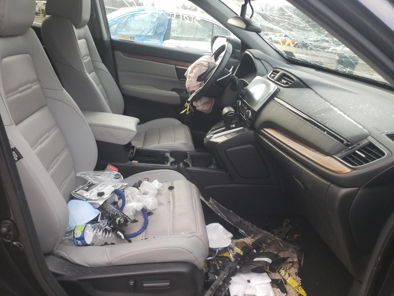 Photo 5 from auction – 2019 HONDA CR-V EXL with VIN 7FARW2H83KE023972