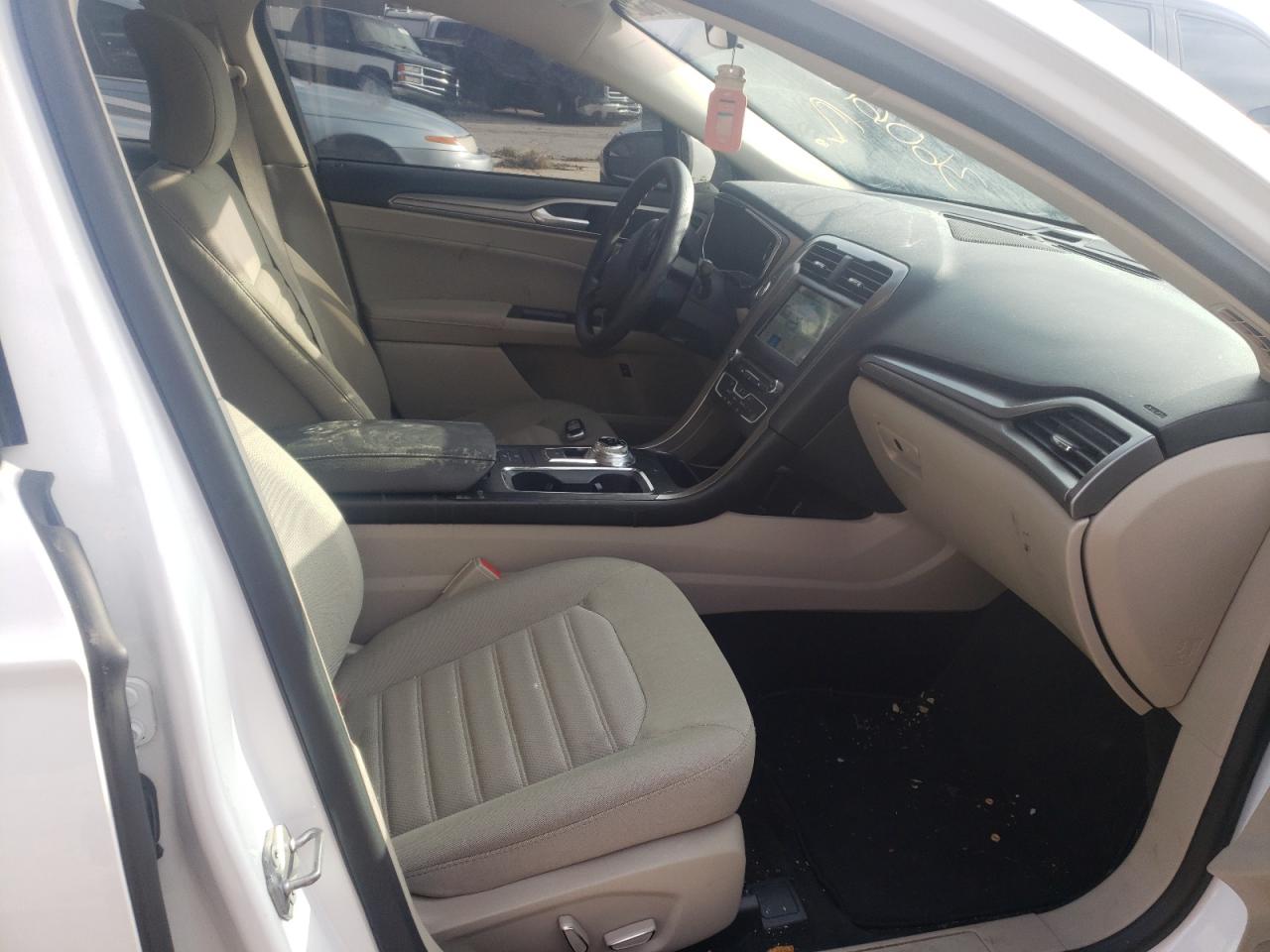 Photo 5 from auction – 2018 FORD FUSION SE with VIN 3FA6P0LU4JR134022