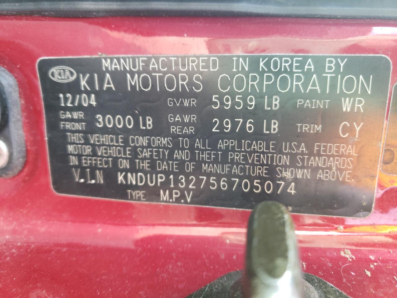 Photo 10 from auction – 2005 KIA SEDONA EX with VIN KNDUP132756705074