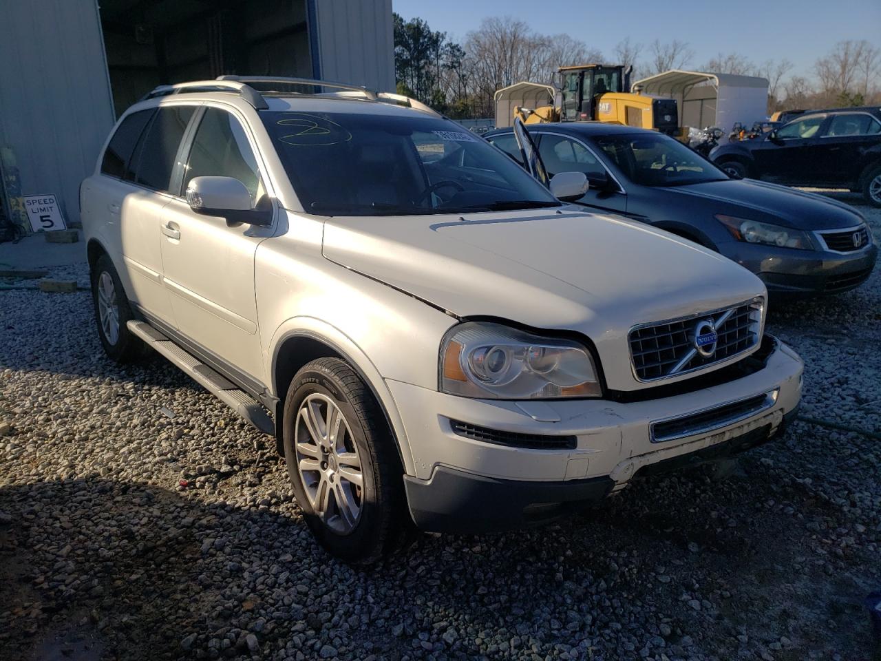 VOLVO XC90 3.2 2010 with VIN YV4982CZ0A1550698 - Photo from auction