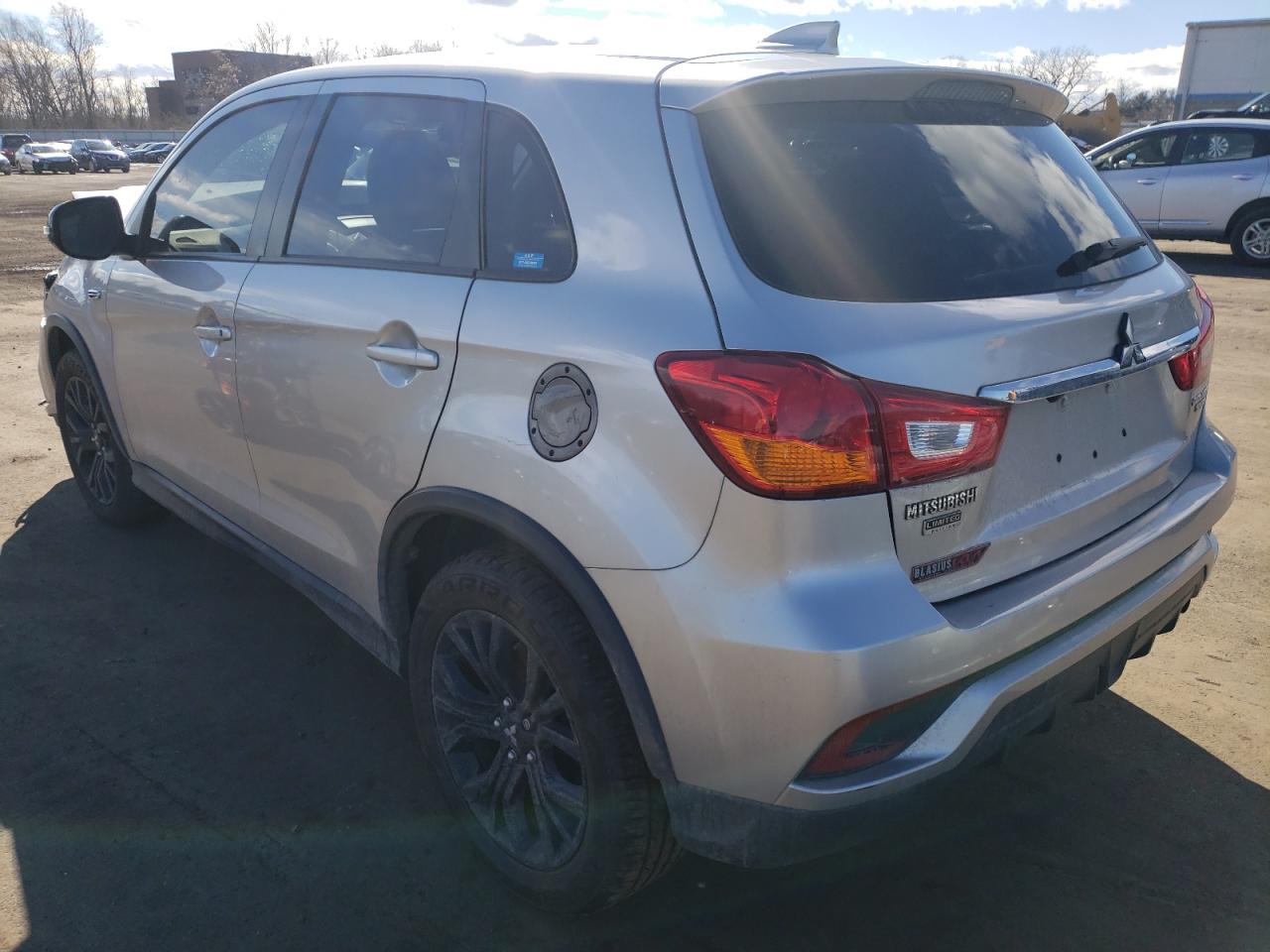 Photo 3 from auction – 2018 MITSUBISHI OUTLANDER with VIN JA4AP3AU3JZ024819