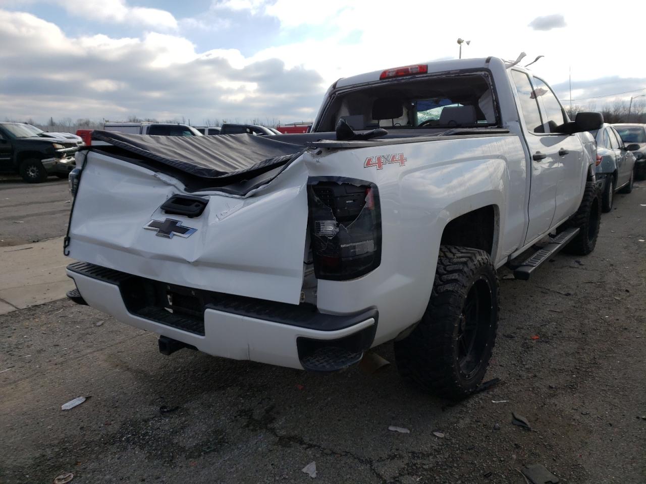 Photo 4 from auction – 2017 CHEVROLET SILVERADO with VIN 1GCVKPEC6HZ108657