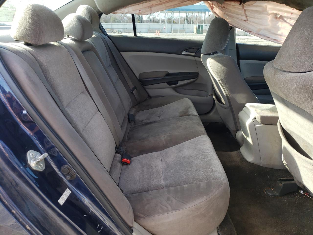 Photo 6 from auction – 2010 HONDA ACCORD LXP with VIN 1HGCP2F43AA000943