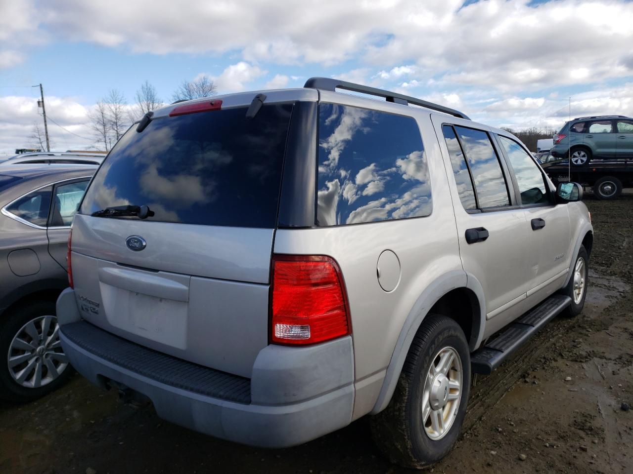 Photo 4 from auction – 2002 FORD EXPLORER X with VIN 1FMZU72K32UD59255
