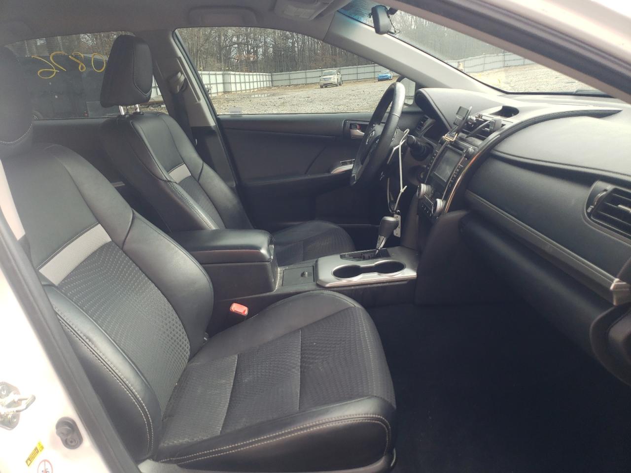 Photo 5 from auction – 2014 TOYOTA CAMRY L with VIN 4T1BF1FK6EU434733