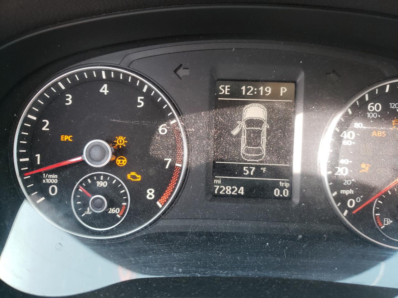 Photo 8 from auction – 2015 VOLKSWAGEN PASSAT SE with VIN 1VWBT7A33FC062000