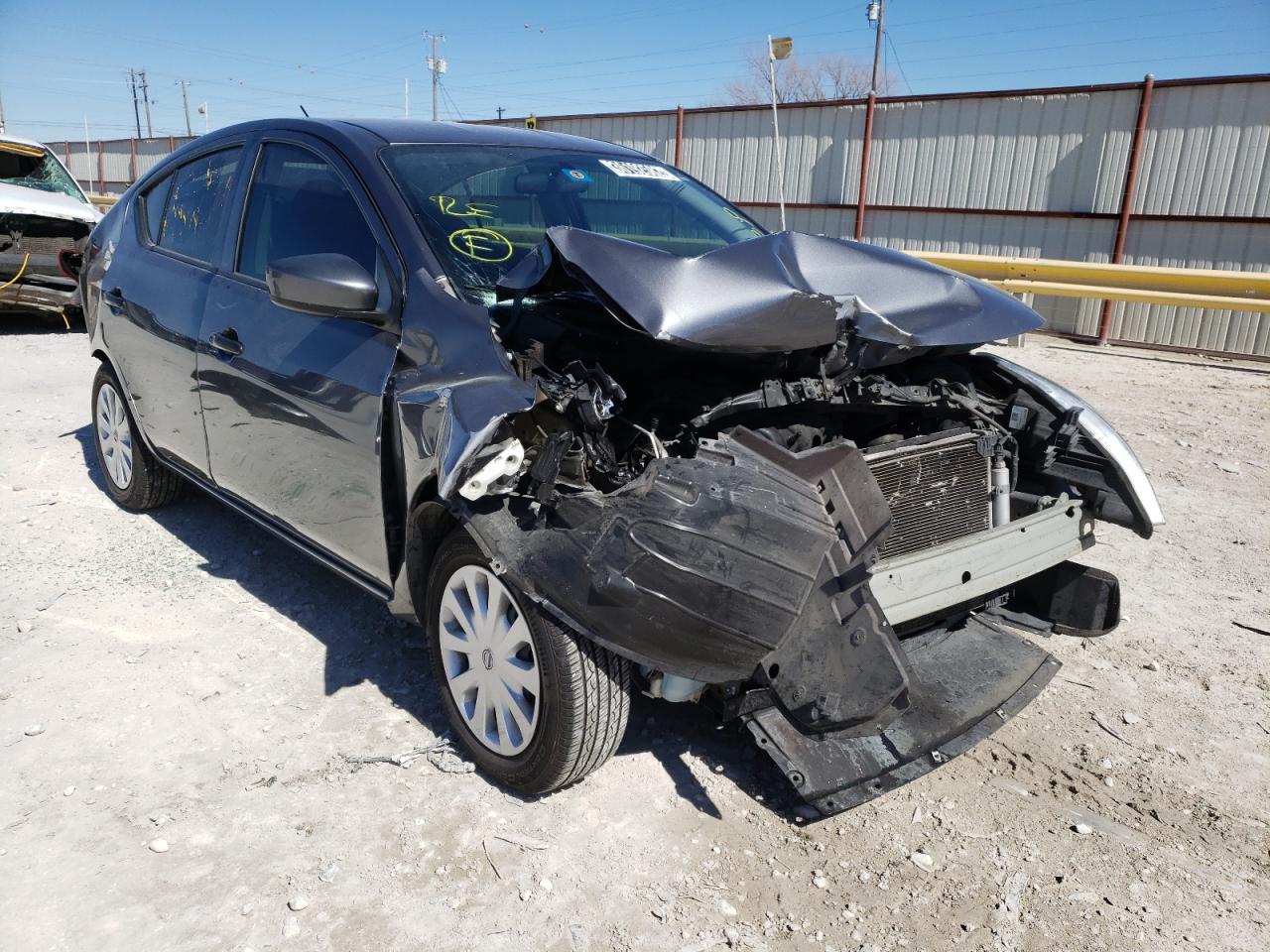 NISSAN VERSA S 2019 with VIN 3N1CN7AP4KL807083 - Photo from auction