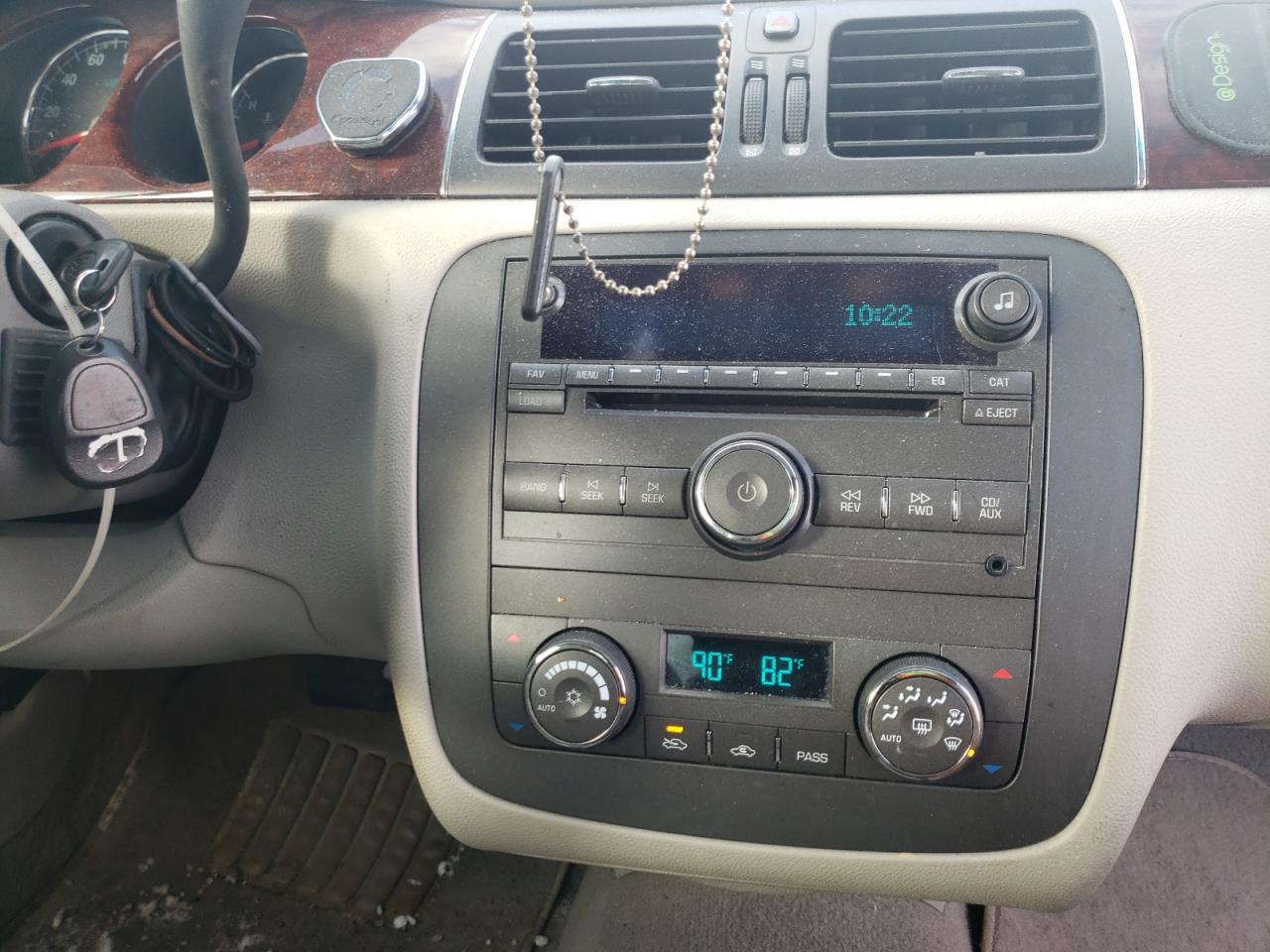Photo 9 from auction – 2007 BUICK LUCERNE CX with VIN 1G4HD572X7U211586