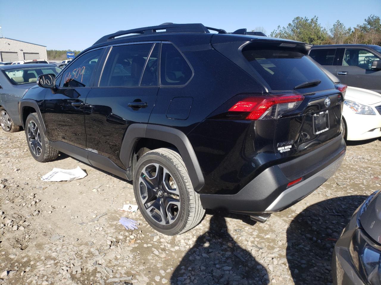 Photo 3 from auction – 2019 TOYOTA RAV4 ADVEN with VIN 2T3J1RFV6KC019564