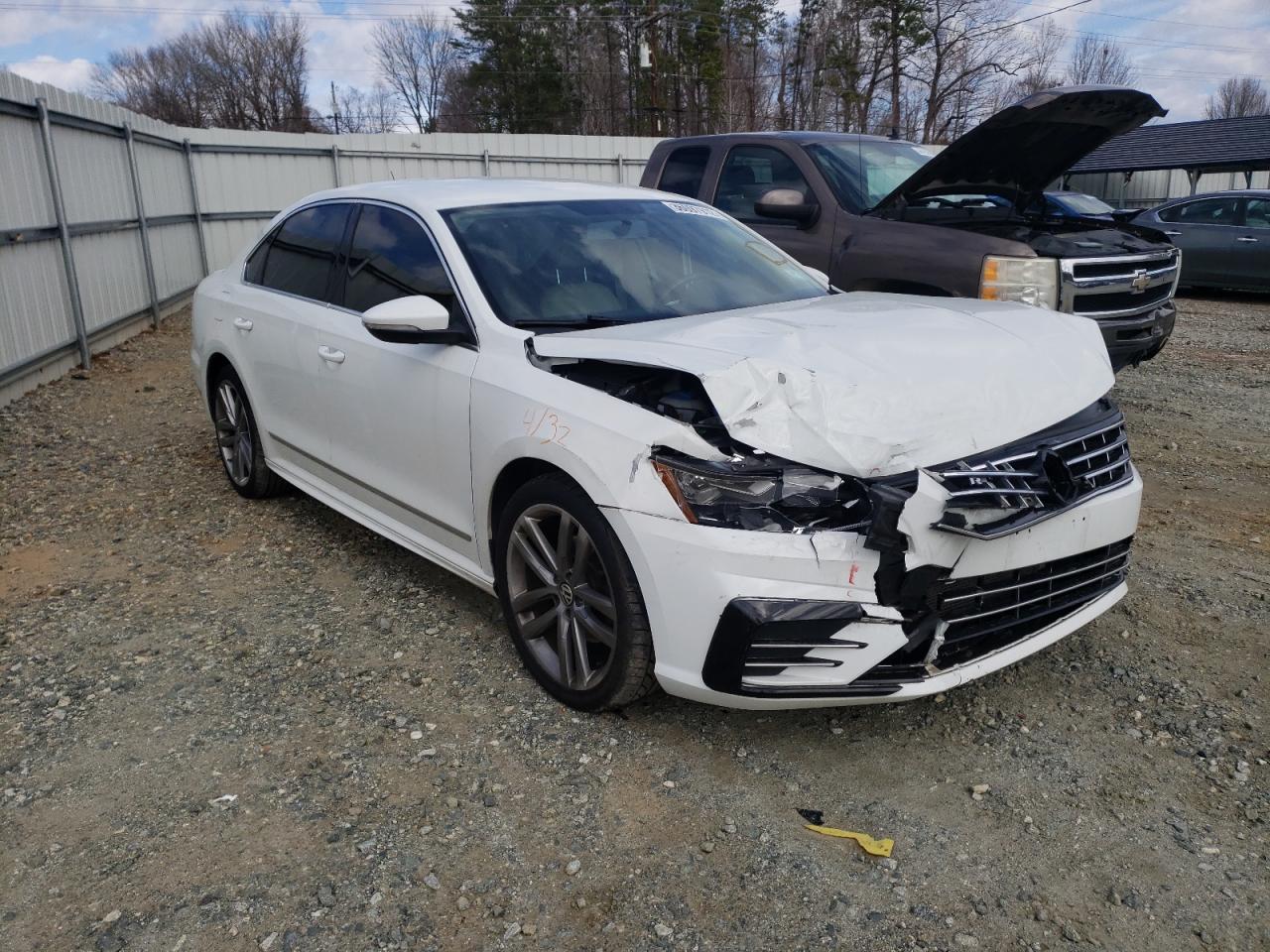 VOLKSWAGEN PASSAT S 2016 with VIN 1VWAS7A30GC067445 - Photo from auction