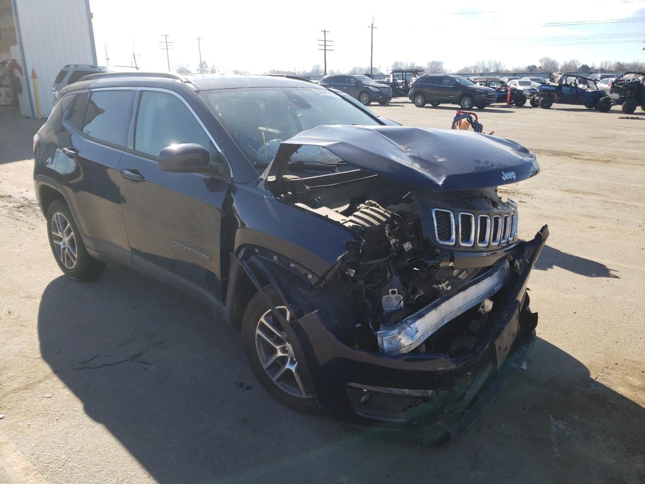 JEEP COMPASS LA 2019 with VIN 3C4NJDBB4KT616749 - Photo from auction