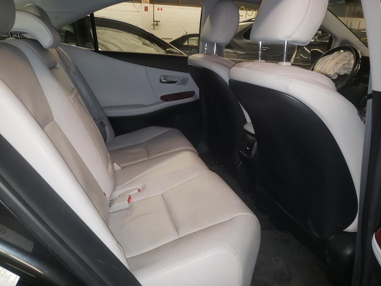 Photo 6 from auction – 2010 LEXUS HS with VIN JTHBB1BA0A2007310