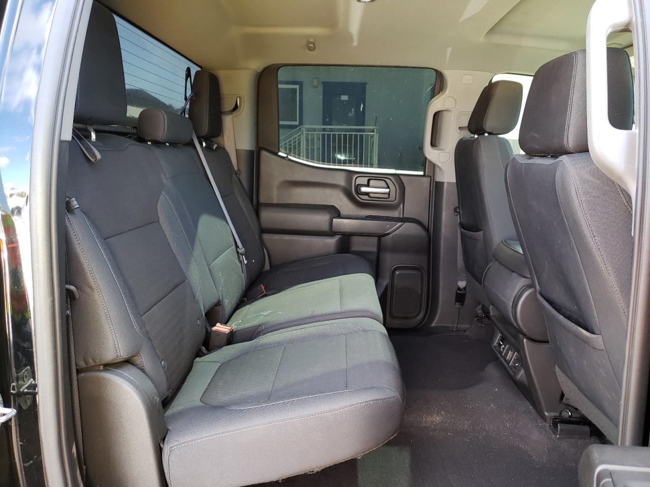 Photo 6 from auction – 2019 CHEVROLET SILVERADO with VIN 1GCPWCED0KZ115724