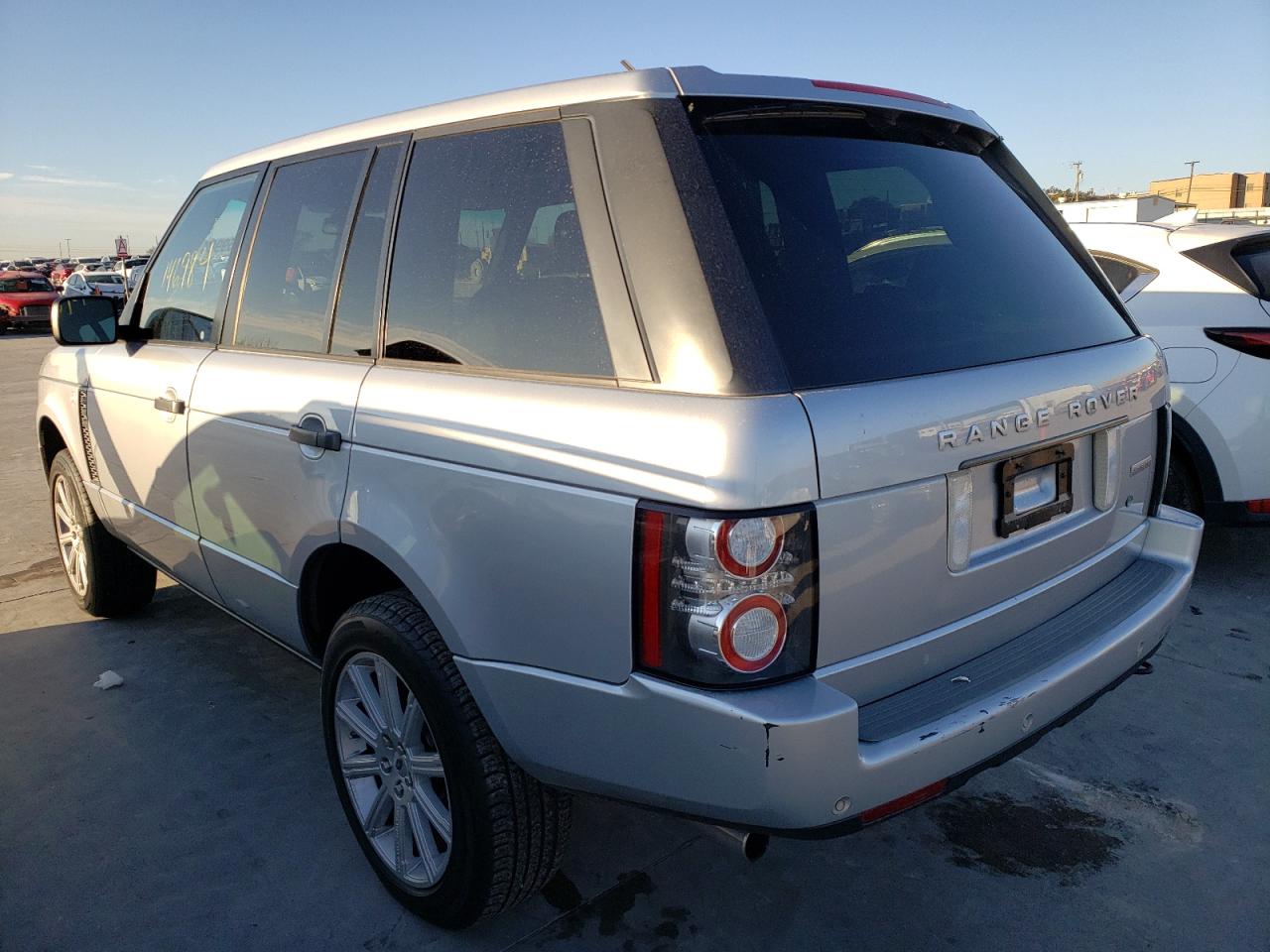 Photo 3 from auction – 2010 LAND ROVER RANGE ROVE with VIN SALMF1E40AA318058