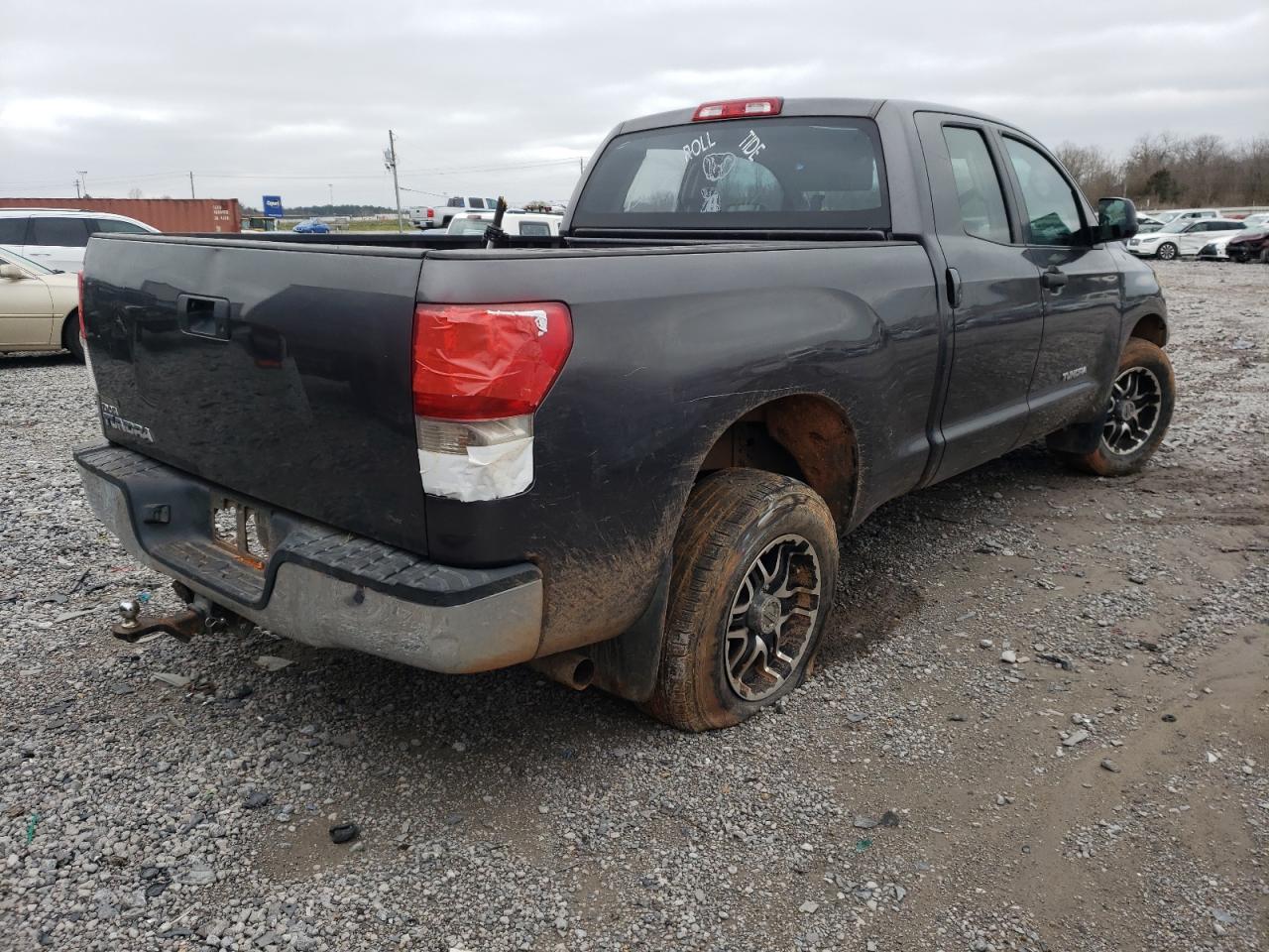 Photo 4 from auction – 2011 TOYOTA TUNDRA DOU with VIN 5TFRM5F11BX024245